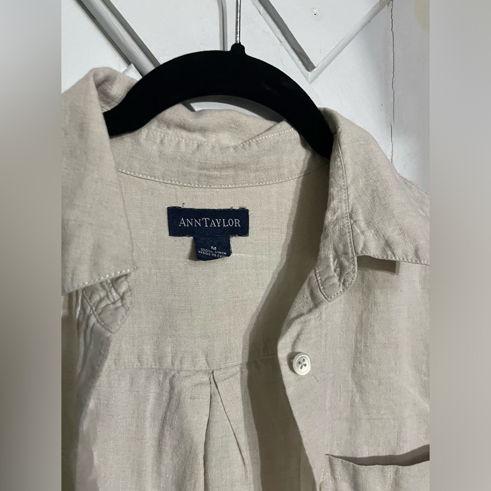 Medium Linen Button Up Anne Taylor Shirt